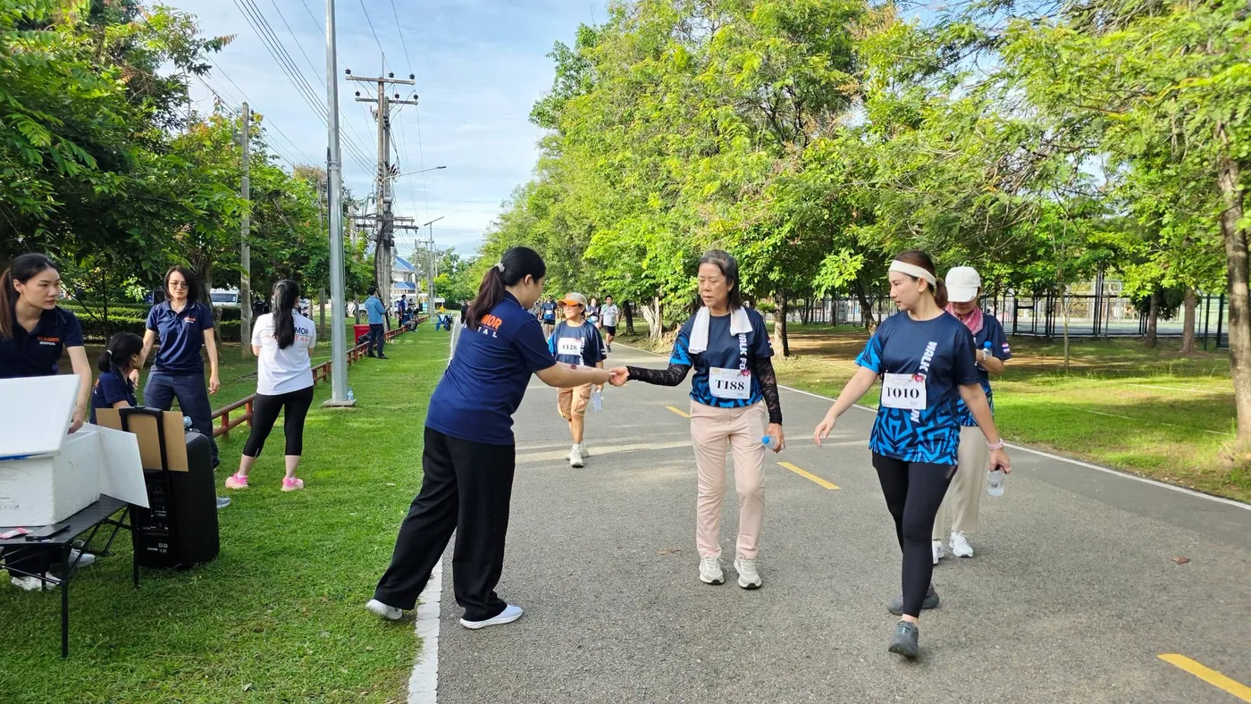 ร่วมสนับสนุนกิจกรรมวันประกันชีวิตแห่งชาติ WALK FOR FUN ครั้งที่ 25 — ภาพที่ 14