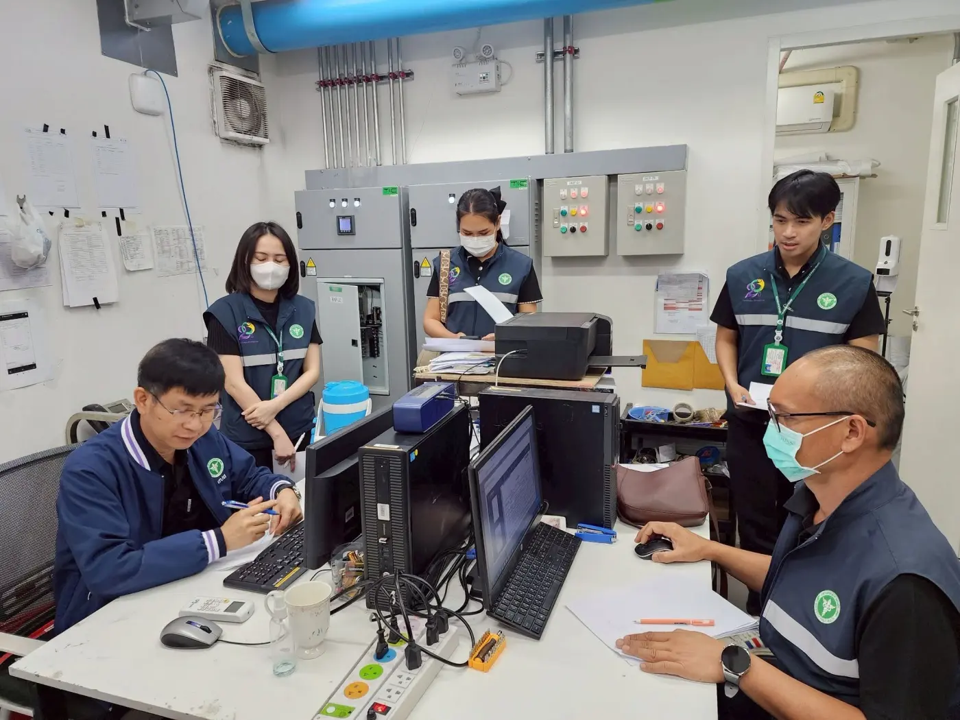 ต้อนรับคณะผู้ตรวจประเมินมาตรฐานการให้บริการของสถานพยาบาล ประจำปี 2569 — ภาพที่ 13