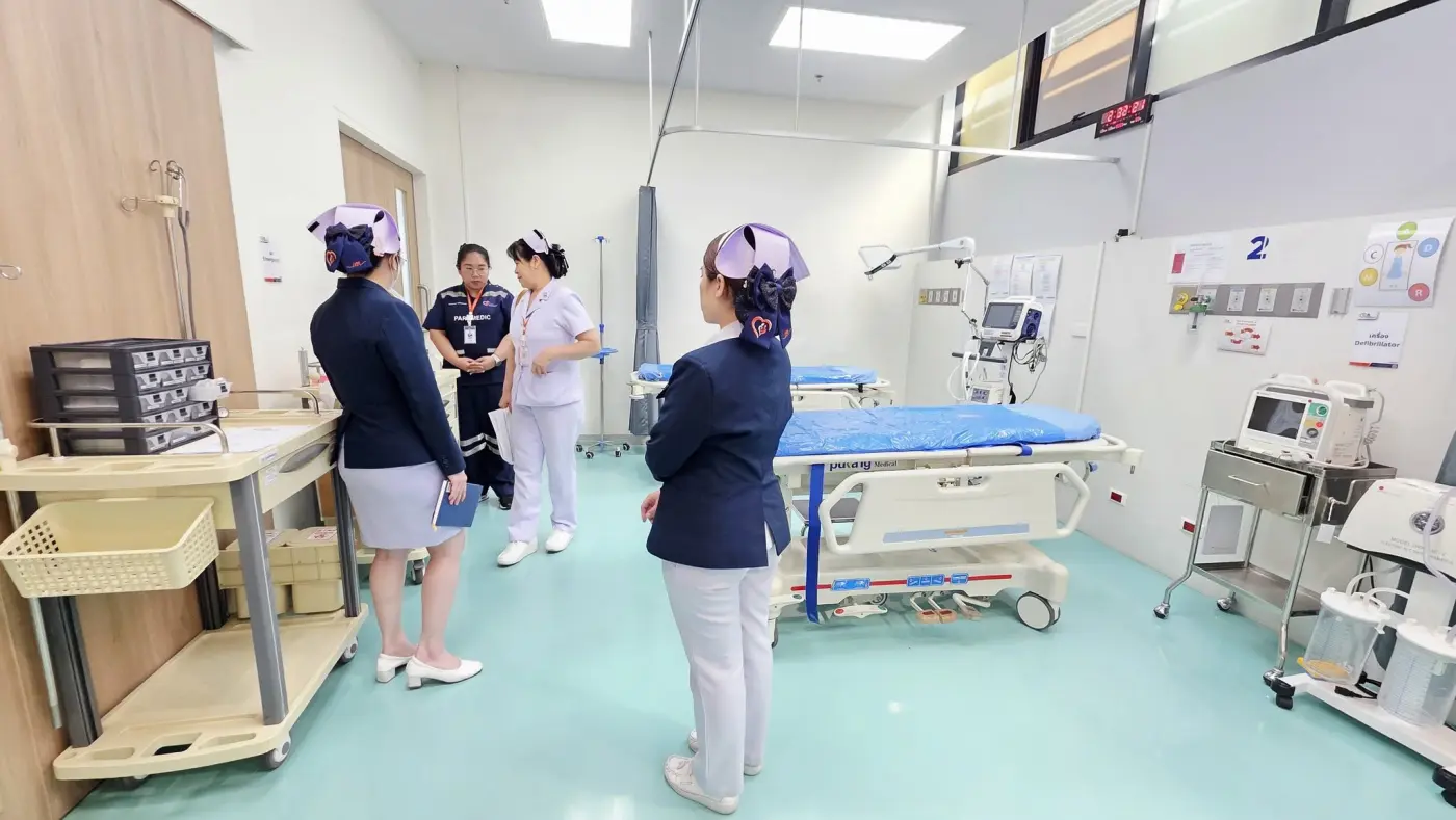 ต้อนรับคณะผู้ตรวจประเมินมาตรฐานการให้บริการของสถานพยาบาล ประจำปี 2569 — ภาพที่ 14