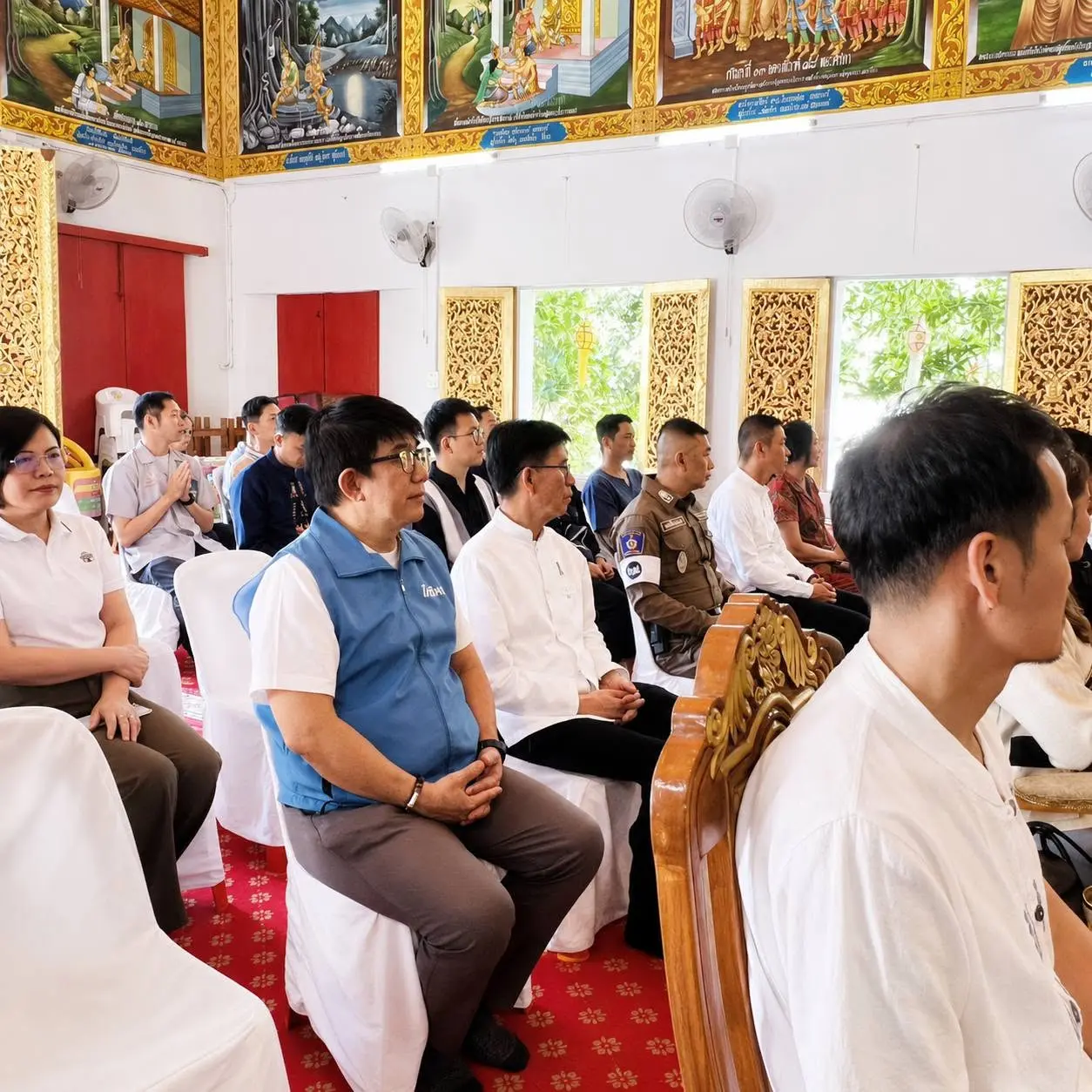 ร่วมพิธีทำบุญครบรอบ 24 ปี หนังสือพิมพ์สื่อลำพูน และสมทบทุนโครงการแบ่งปันเพื่อน้อง — ภาพที่ 4